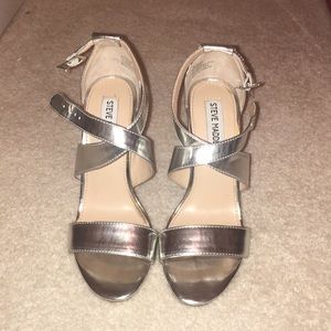 Silver Steve Madden’s